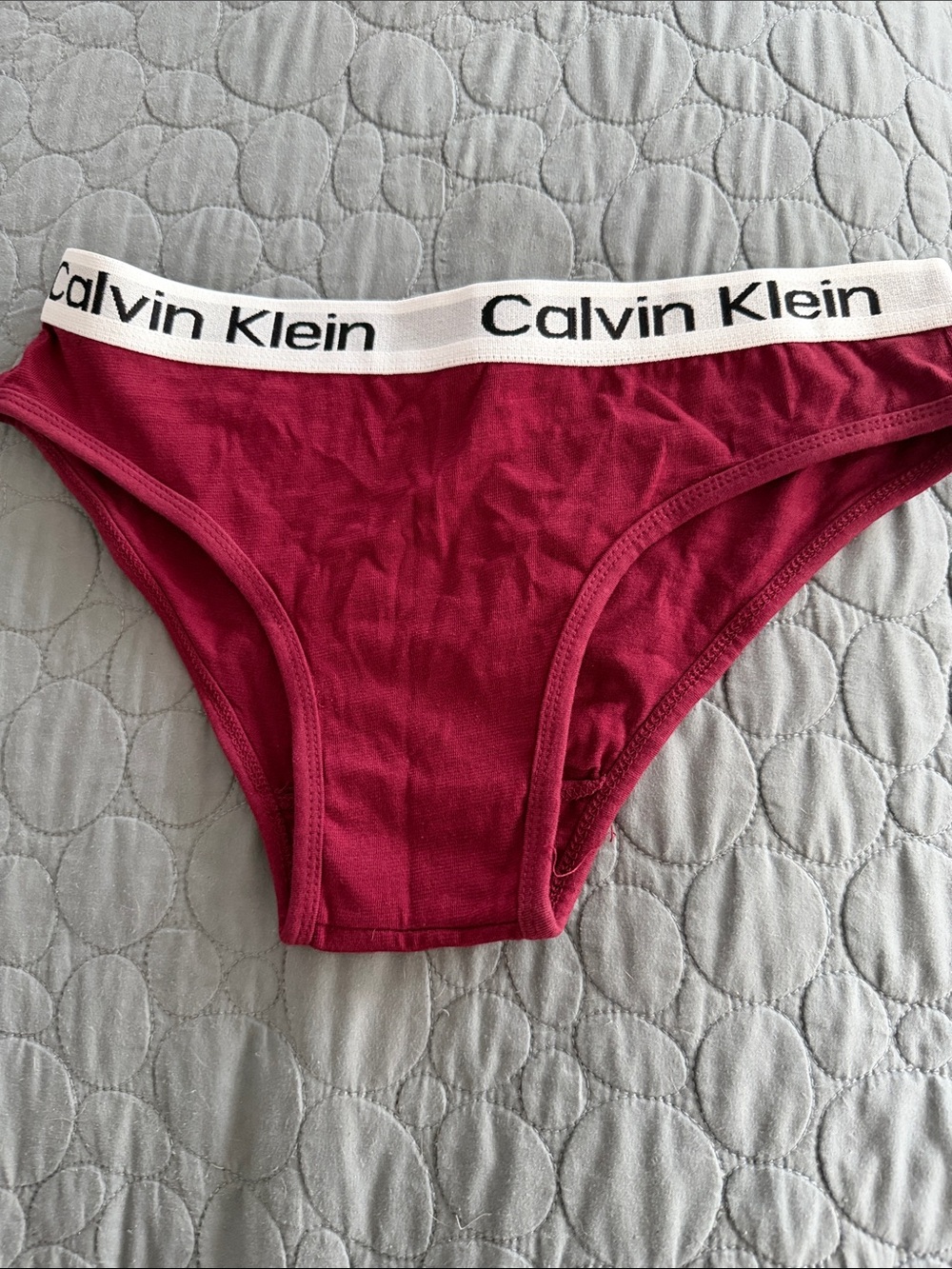 Calvin Klein Women’s Maroon Bralette & Bikini Set - Picture 7 of 7